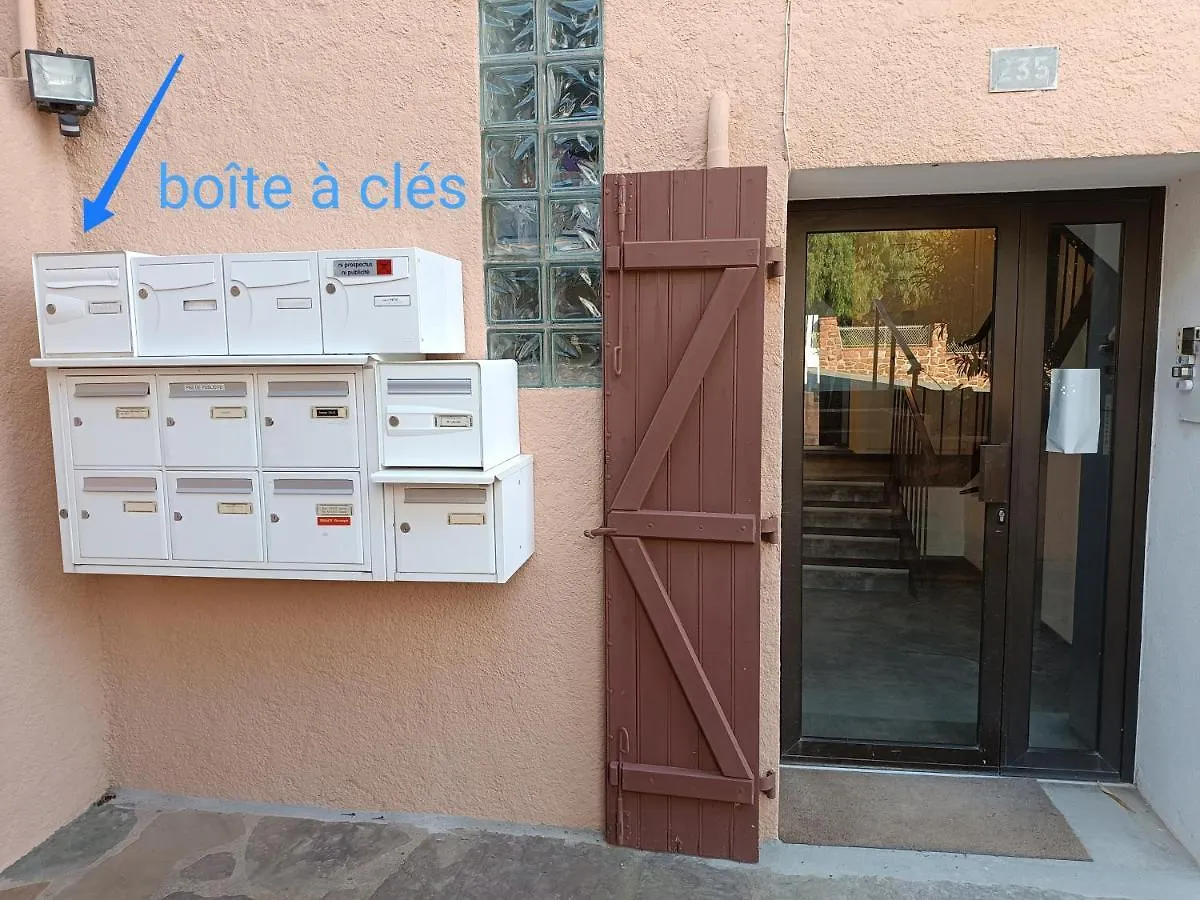 Studio Antheor, Vue Mer Saint-Raphaël 0*,
